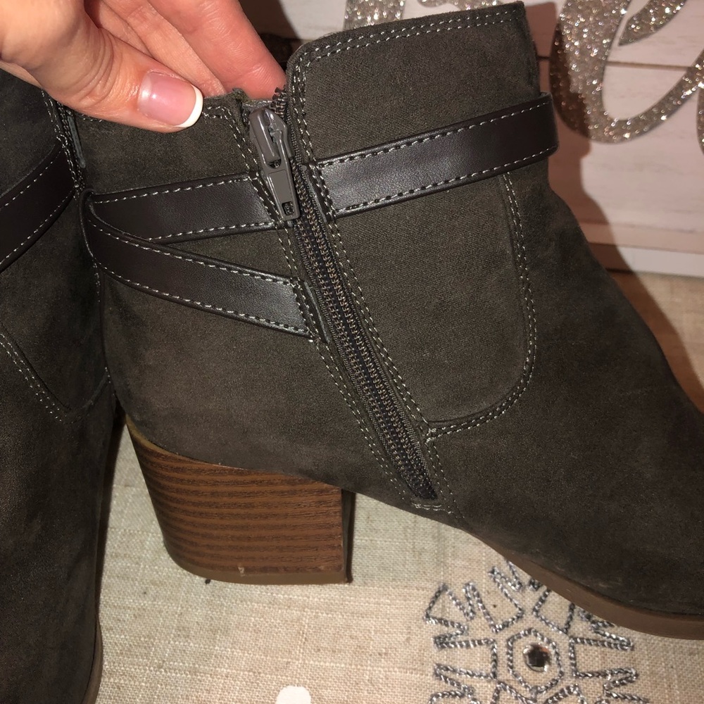 Booties - Picture 2 of 4